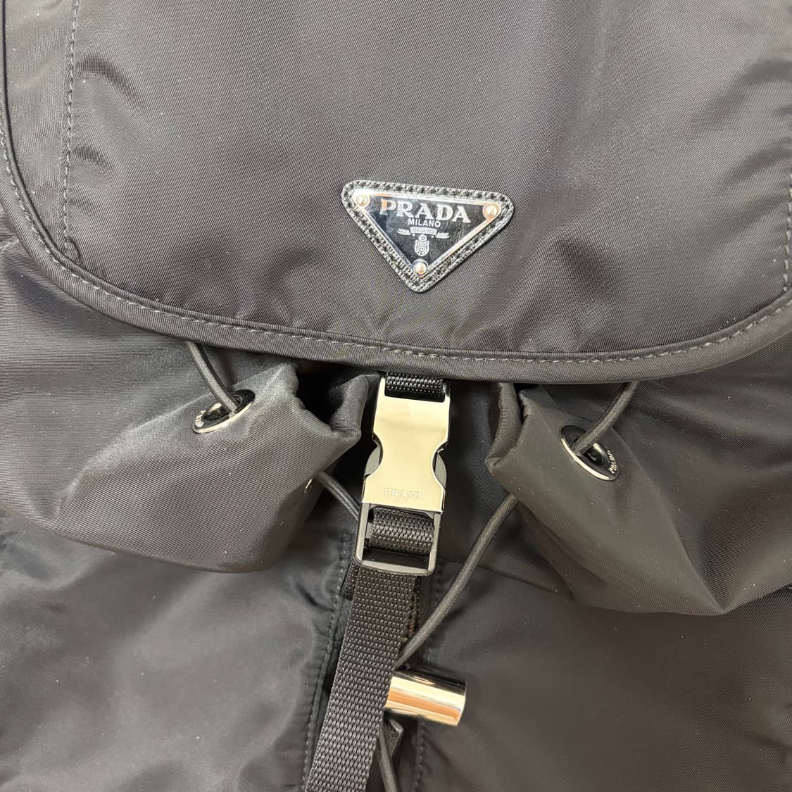 프라다 포코노 백팩 m사이즈 상품이미지5