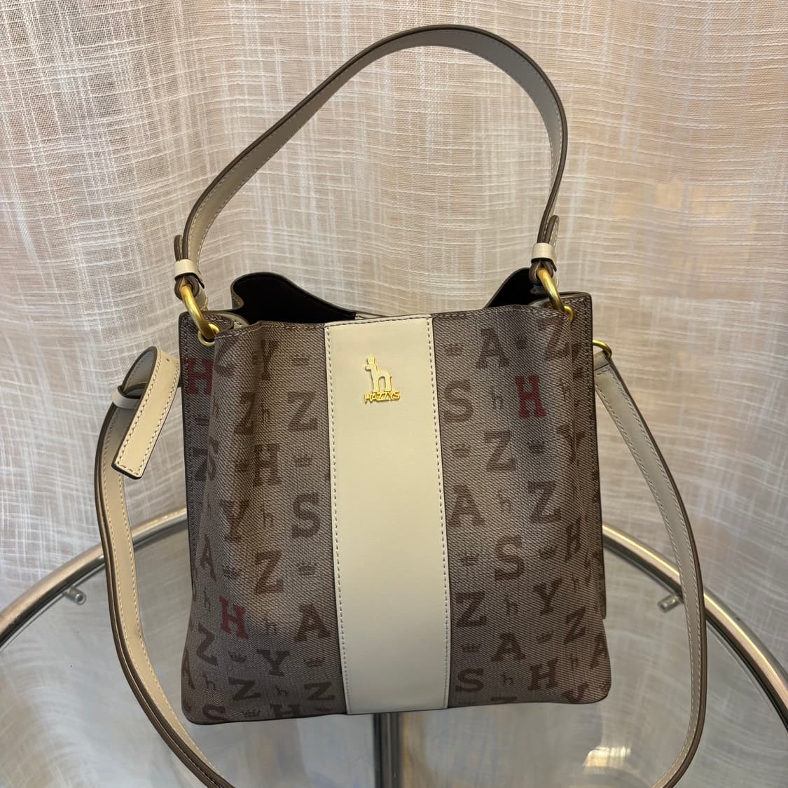 정품 헤지스 버킷 투웨이 토트백     상품이미지2