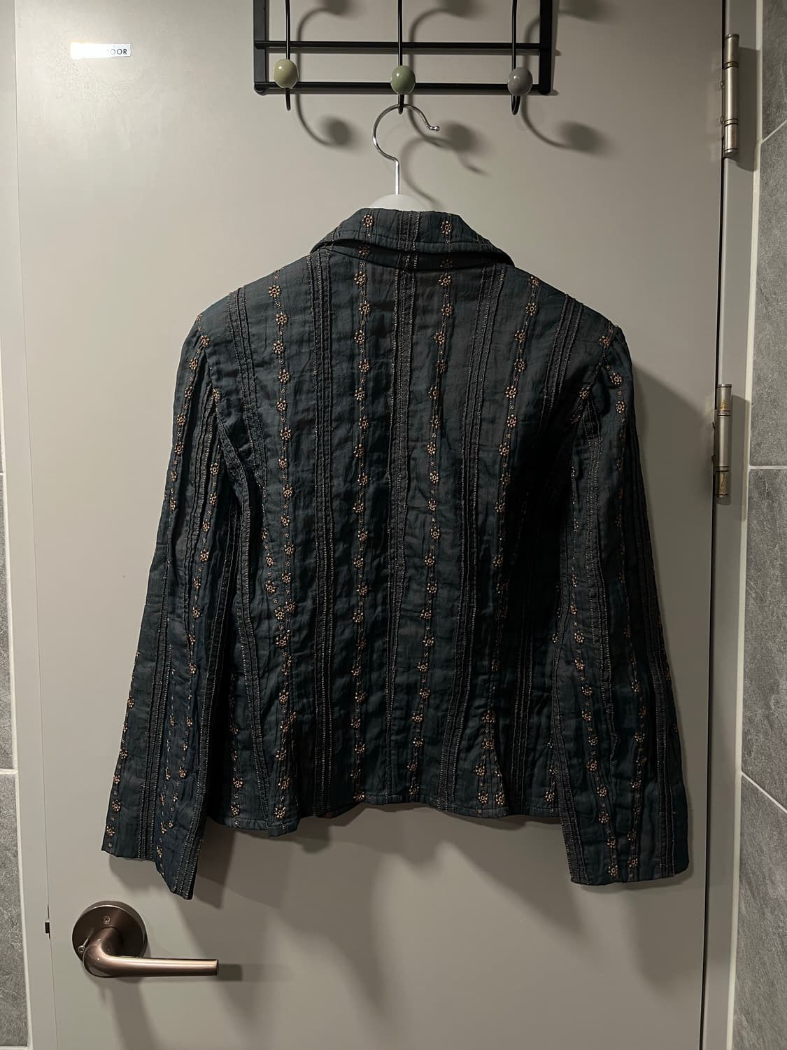 빈티지 엔틱 무드 자수 자켓 상품이미지2