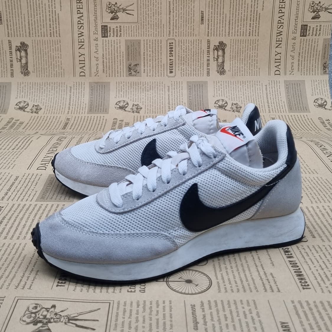 나이키 테일윈드79 흰검 여성운동화230  상품이미지1