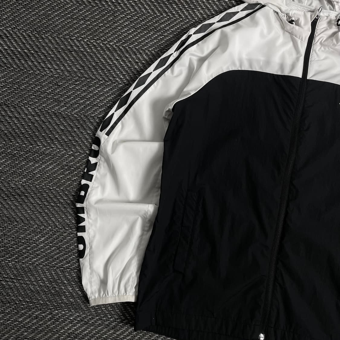 엄브로 스펠아웃 트랙 바람막이 자켓o 2835 상품이미지3