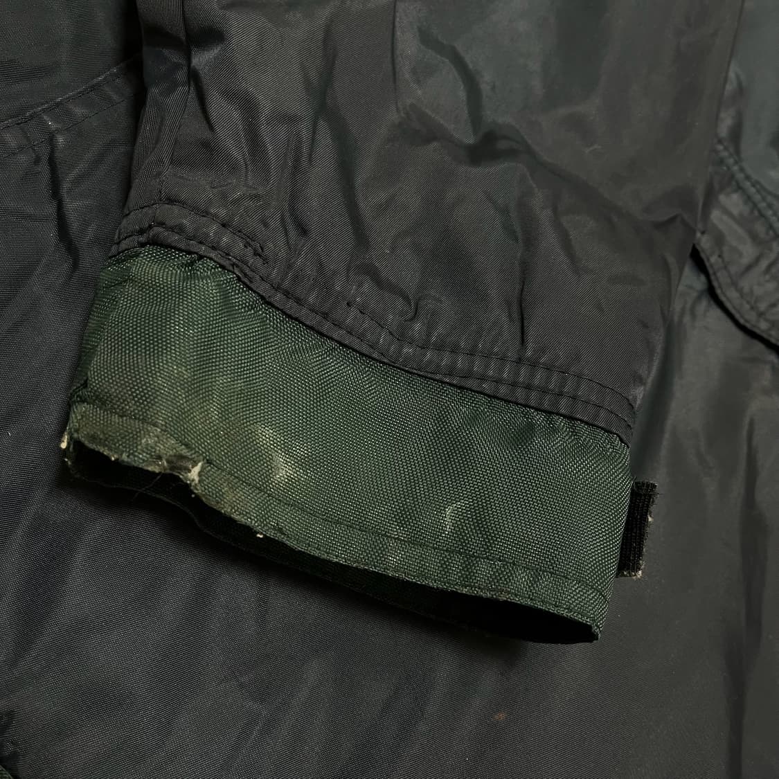 아베크롬비 퍼포먼스 이너플리스 안감 바람막이 아노락 [네이비] L/100 상품이미지10