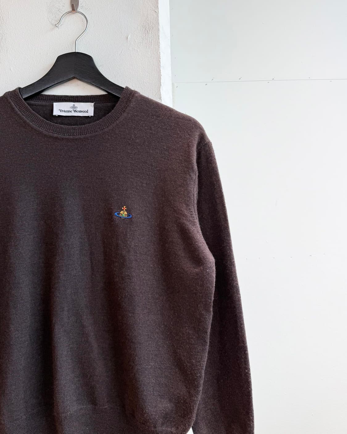 비비안 웨스트우드 브라운 orb자수 니트  상품이미지5