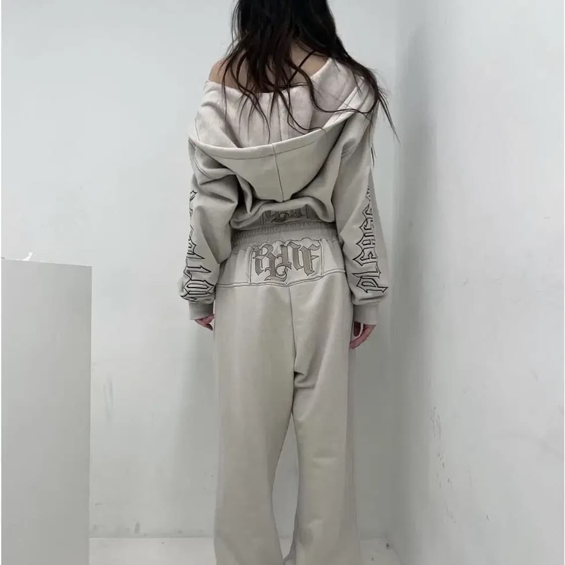 플노팔 플리즈노팔로우 바시티 헤비웨이트 팬츠 샌드 상품이미지1