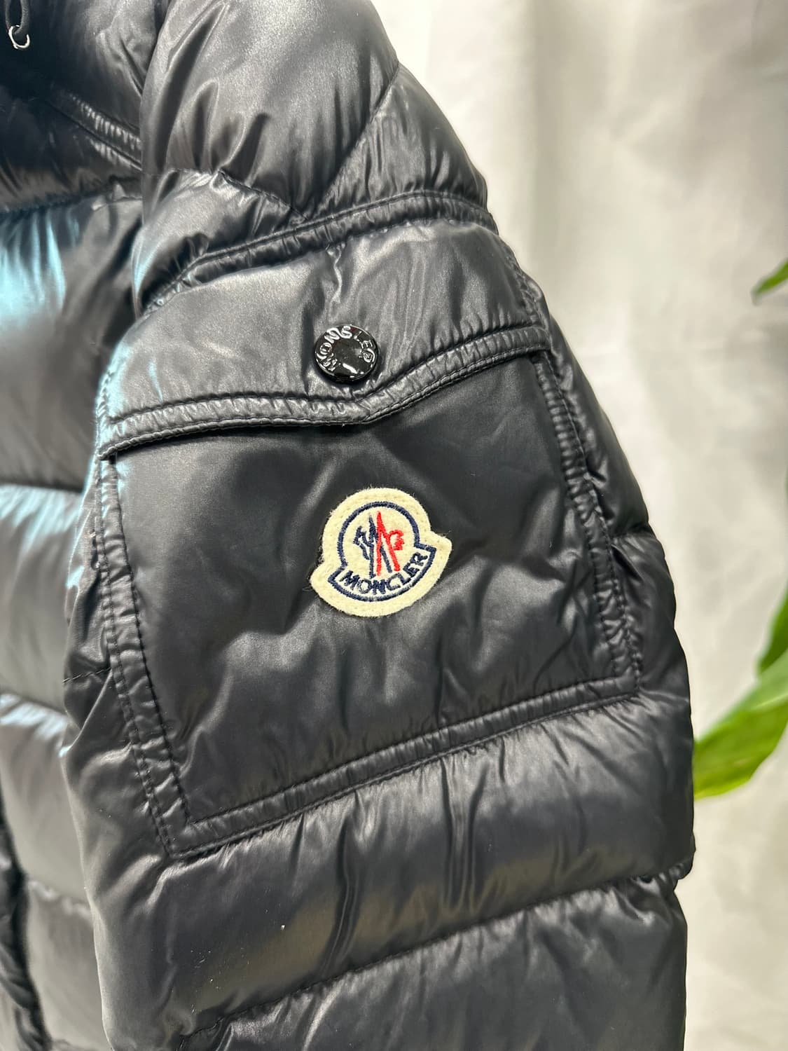 [새상품급/1] 몽클레어 마야 패딩 블랙  상품이미지3
