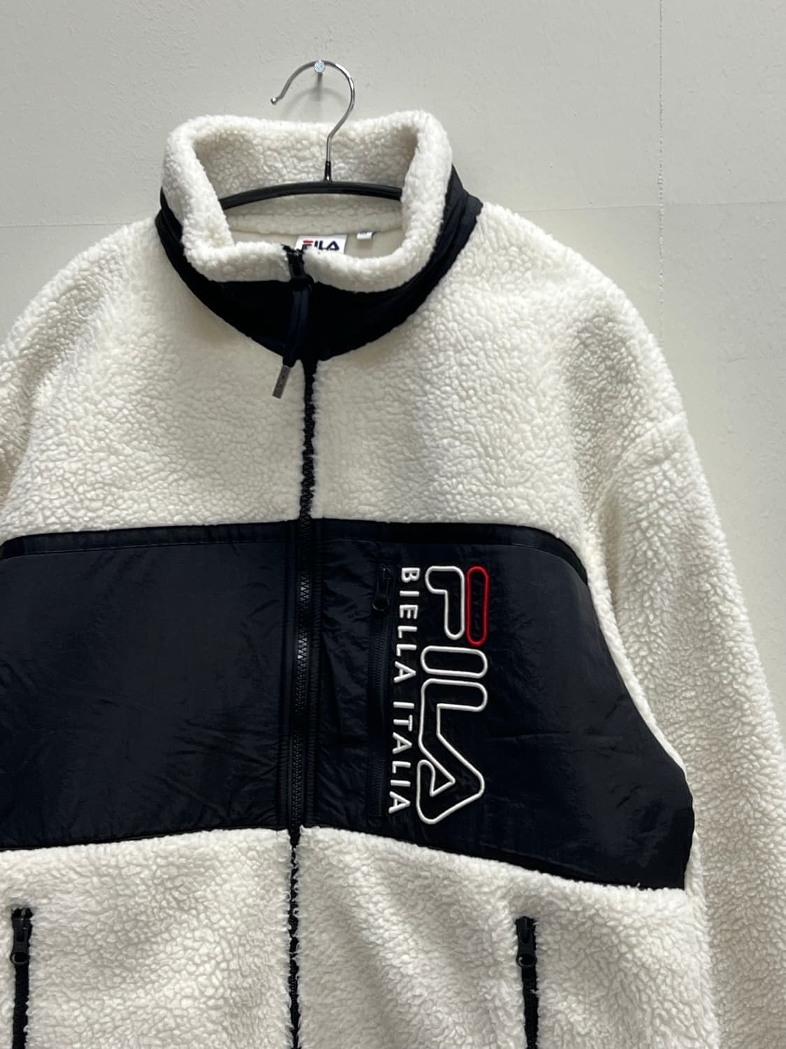 (L) 휠라 양털 뽀글이 후리스 집업 자켓 화이트 상품이미지3