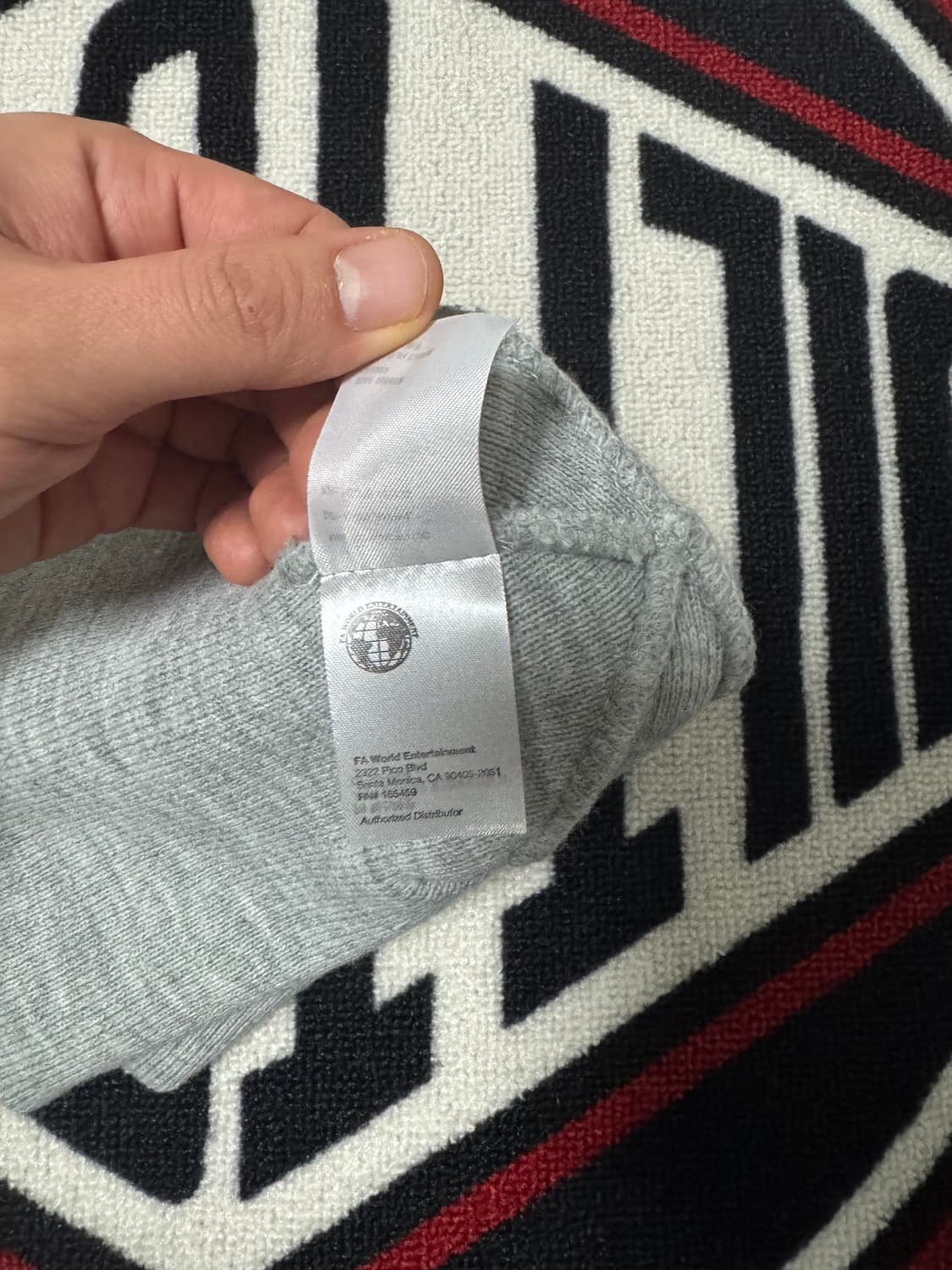 인디펜던트 트럭 컴퍼니 하키 인디 행크 비니 블랙 레드 그레이 상품이미지4