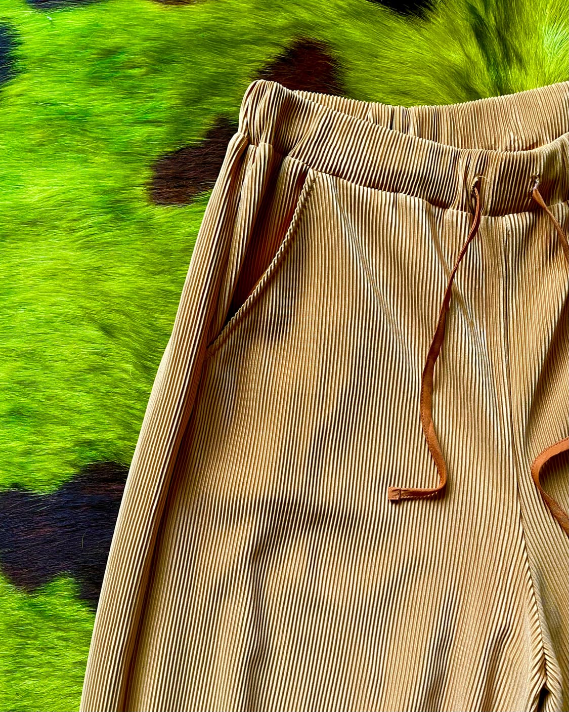 KBF ケービーエフ Wide Mustard Pleats Trouser 상품이미지6