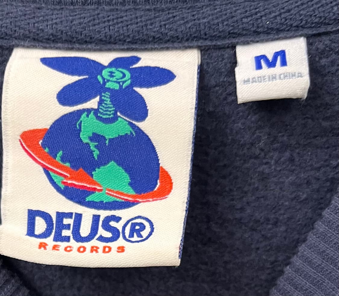 데우스 엑스 마키나 맨투맨 M 네이비 상품이미지3