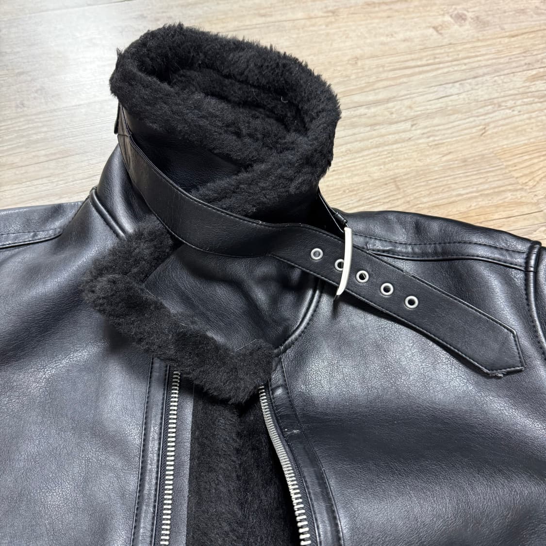 드로우핏 무스탕 자켓 블랙 상품이미지3