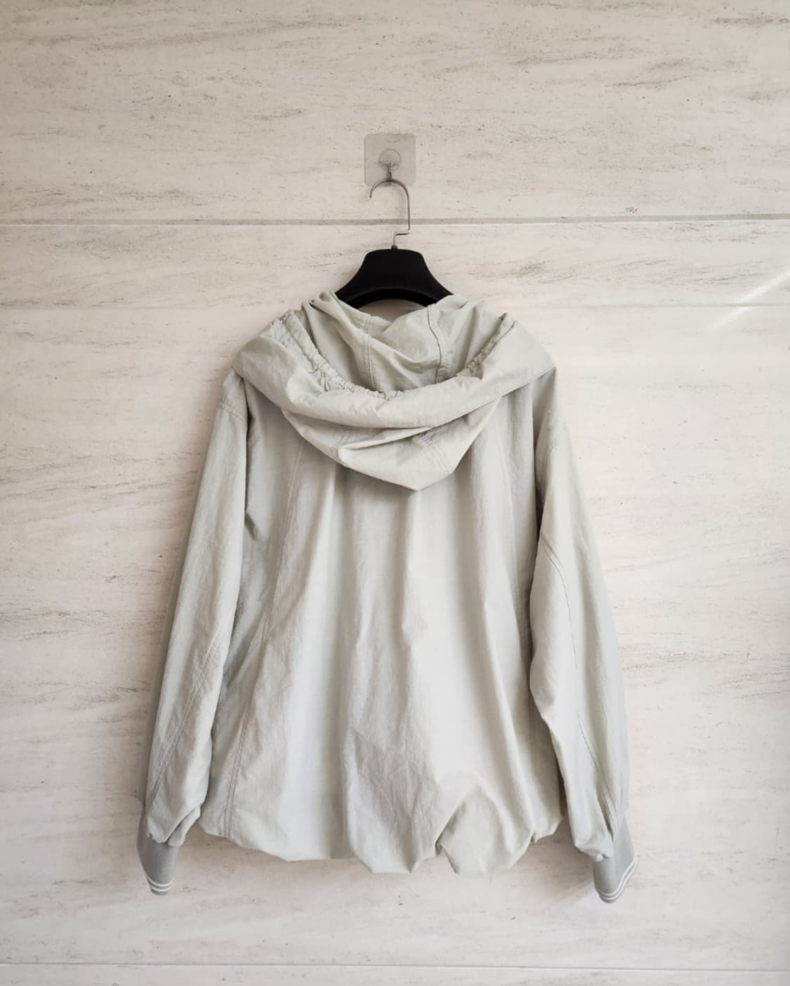 써스데이아일랜드 후드 집업 바람막이 M사이즈 상품이미지9