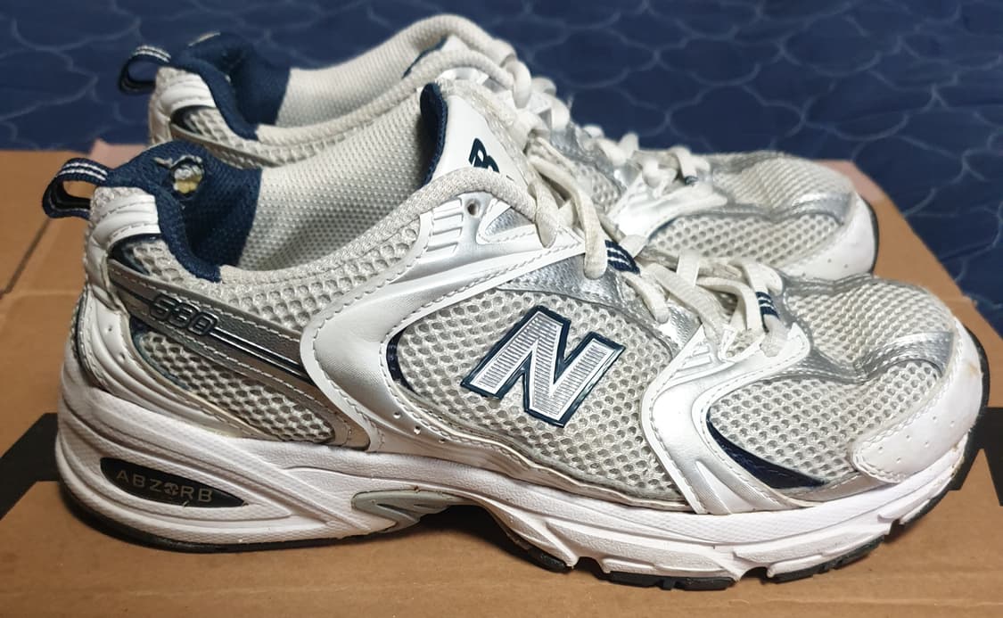 뉴발란스 530 실버 네이비 런닝화 (230) 상품이미지1