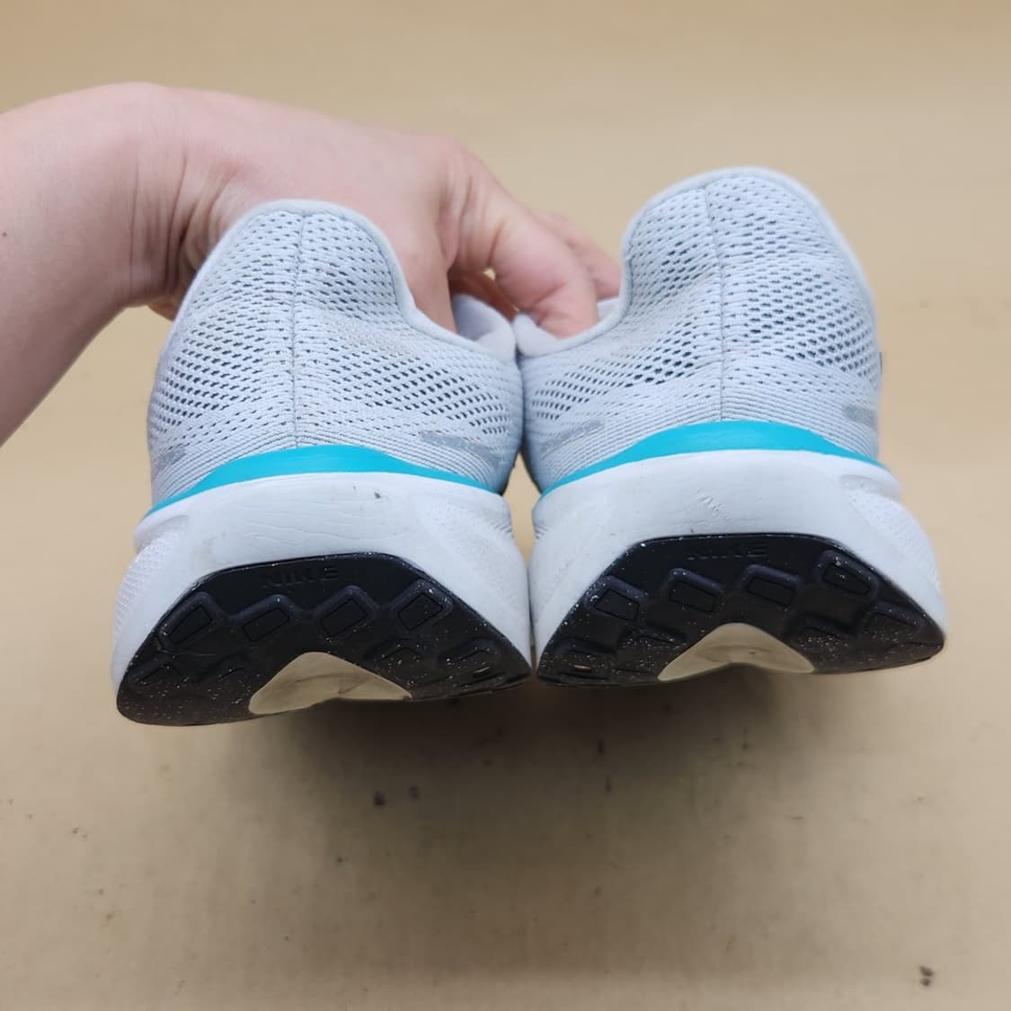 나이키 에어 줌 페가수스 남성런닝화 270 상품이미지4