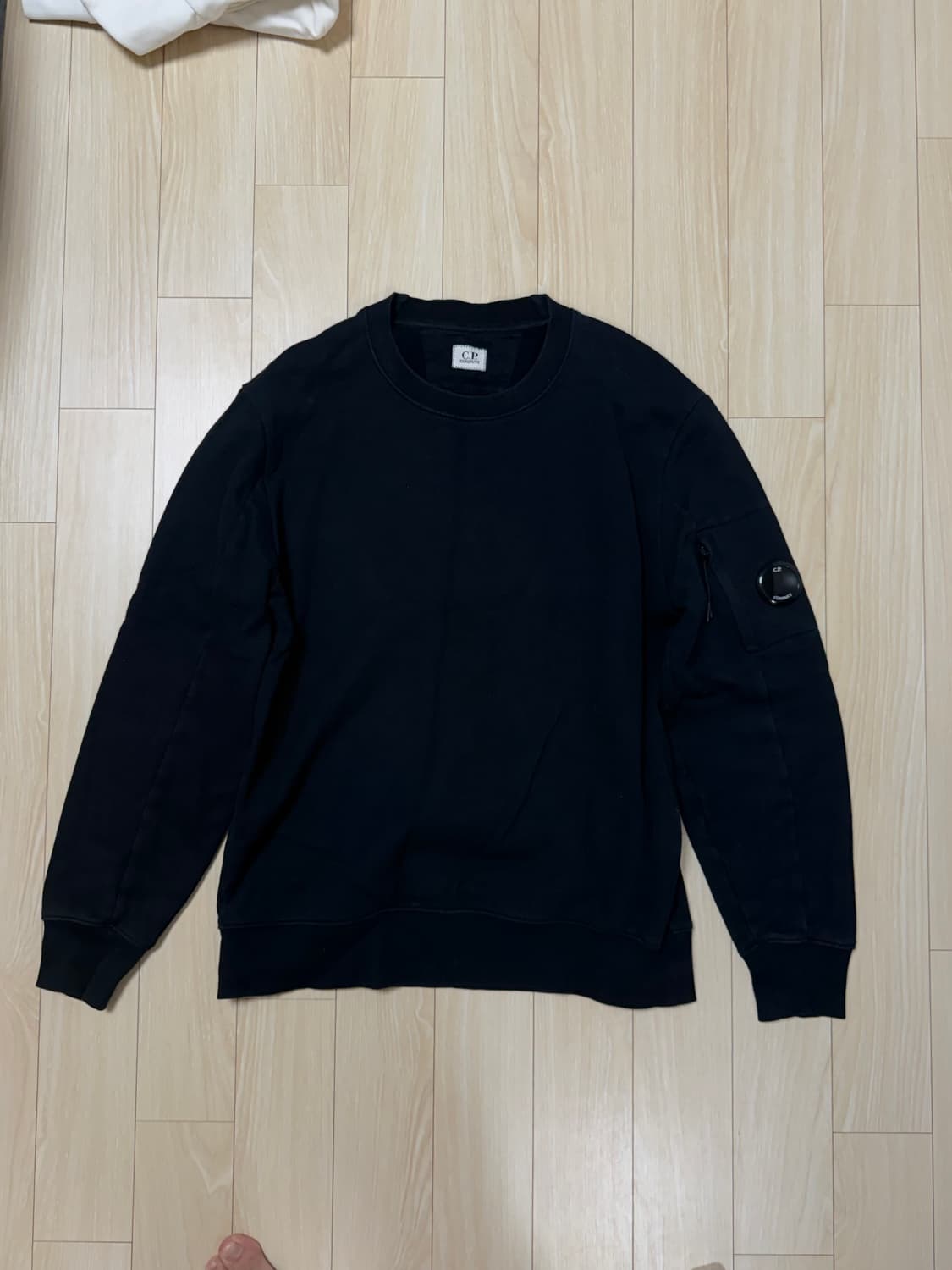 cp컴퍼니 맨투맨 L 상품이미지1