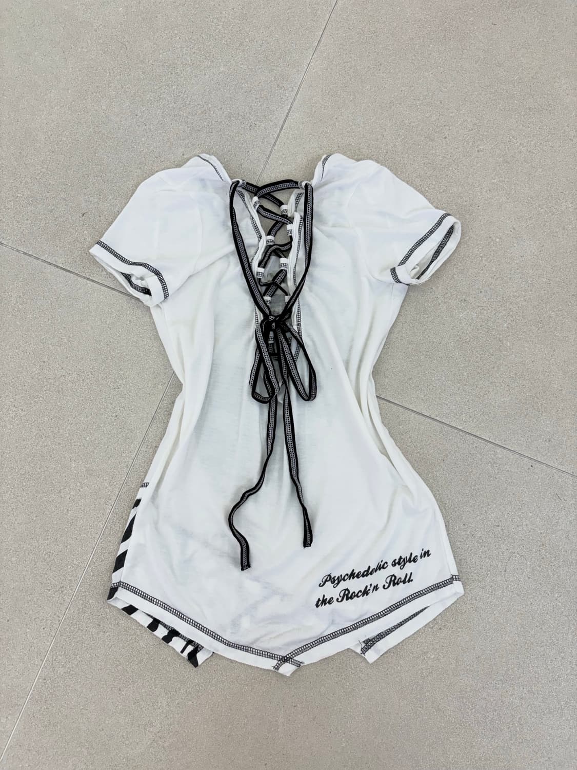 스컬 언발 아일렛 반팔 상품이미지4