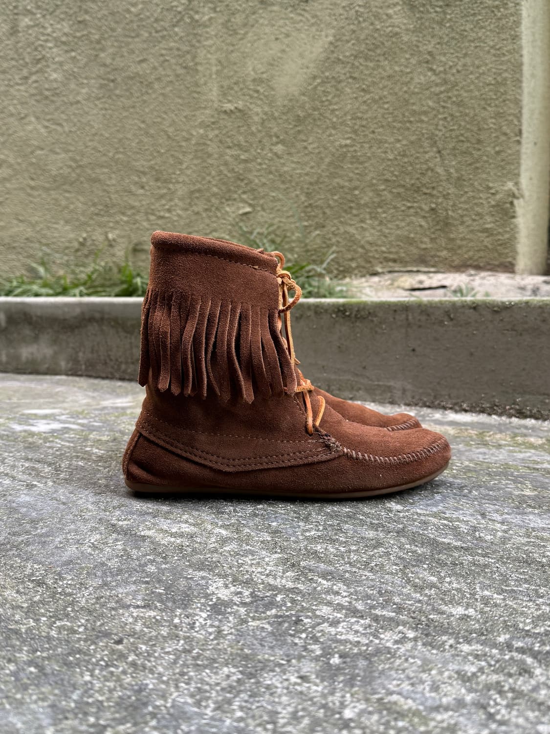 미네통카 프린지 모카신 부츠 상품이미지4