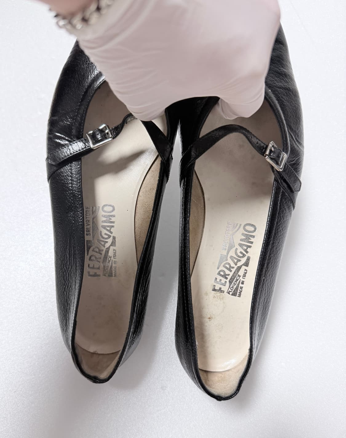 페레가모 Salvatore Ferragamo 메리제인 가죽 플랫 / 24 상품이미지2