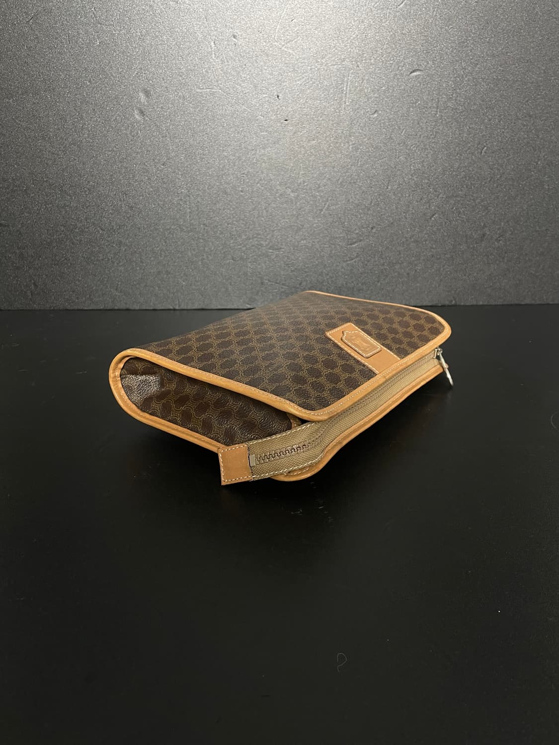 셀린느 마카담 클러치 백 상품이미지5