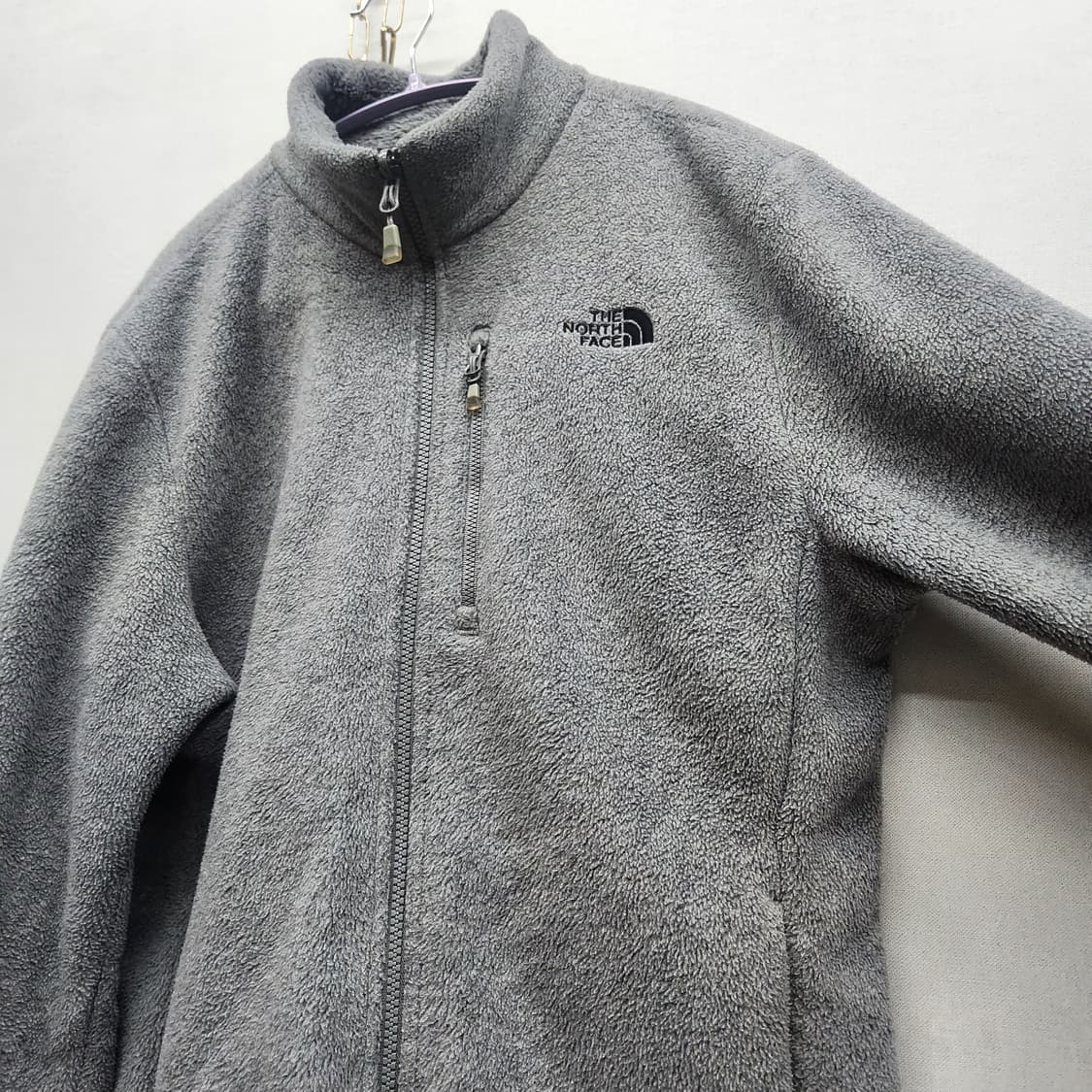 노스페이스 로고 스트링 후리스(안감양털) 100(L) 상품이미지3