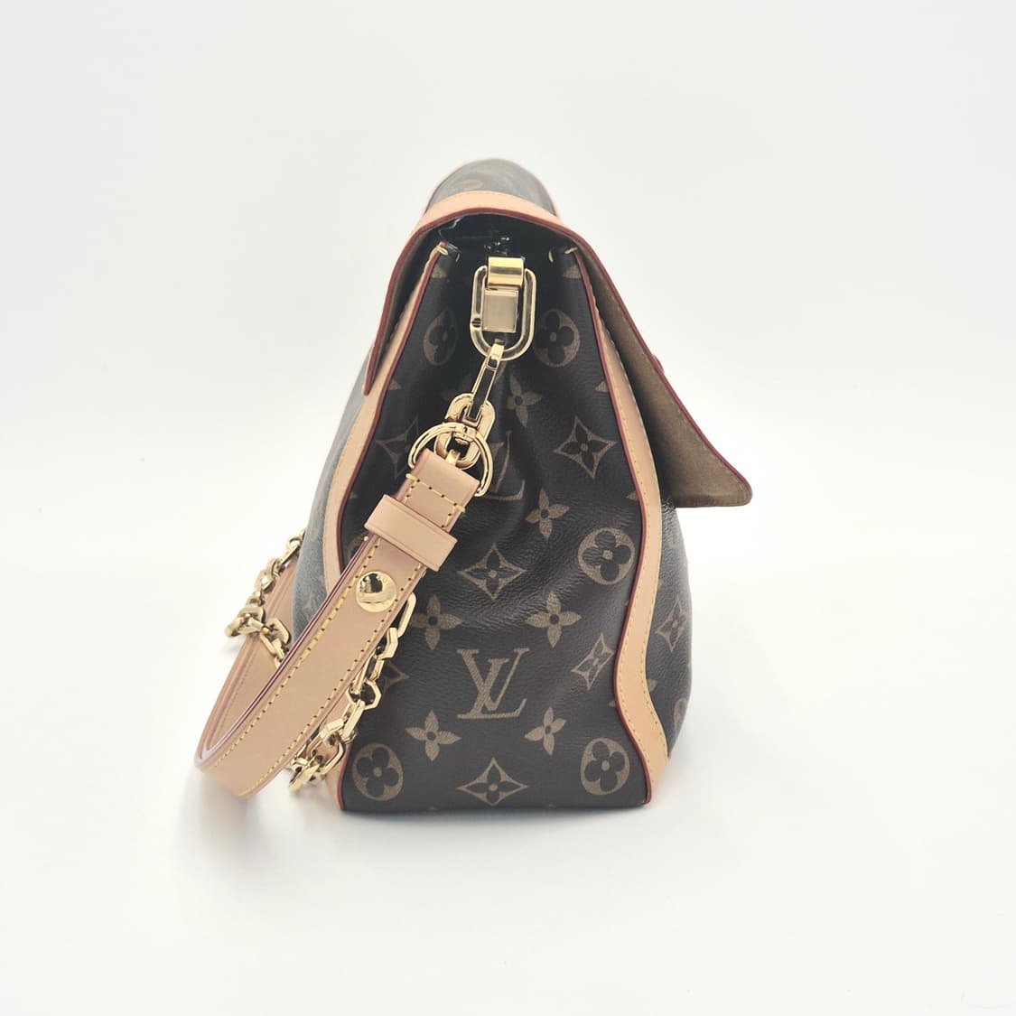 루이비통 도핀 소프트 GM 모노그램 상품이미지5