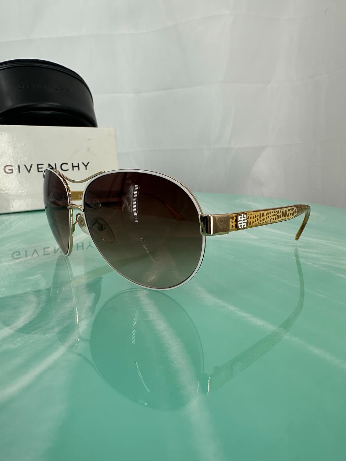 [새상품 무료배송] 정품 지방시 Made in Italy 선글라스 상품이미지2