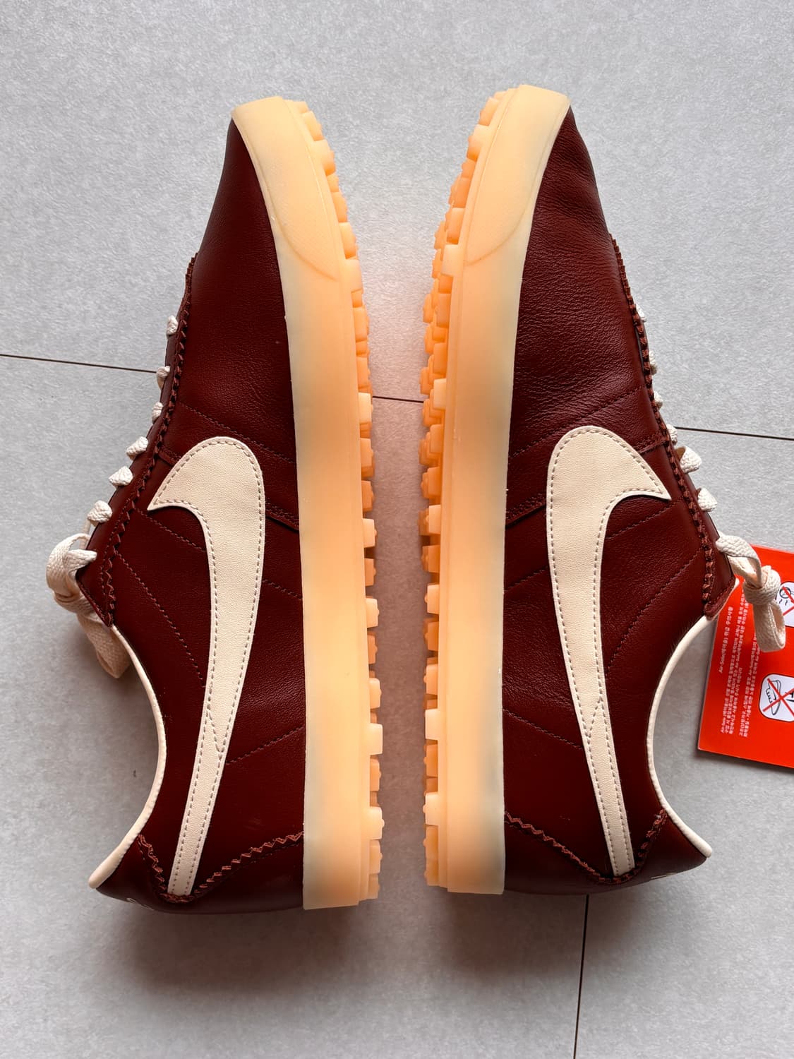 나이키 아스트로그래버 290 / 빈티지 로우 레더 스니커 상품이미지3