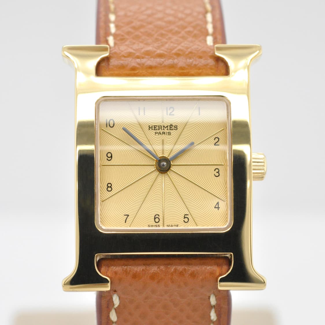에르메스 H아워 금장 중고명품 손목시계 여성용 PM 사이즈 21mm 상품이미지1