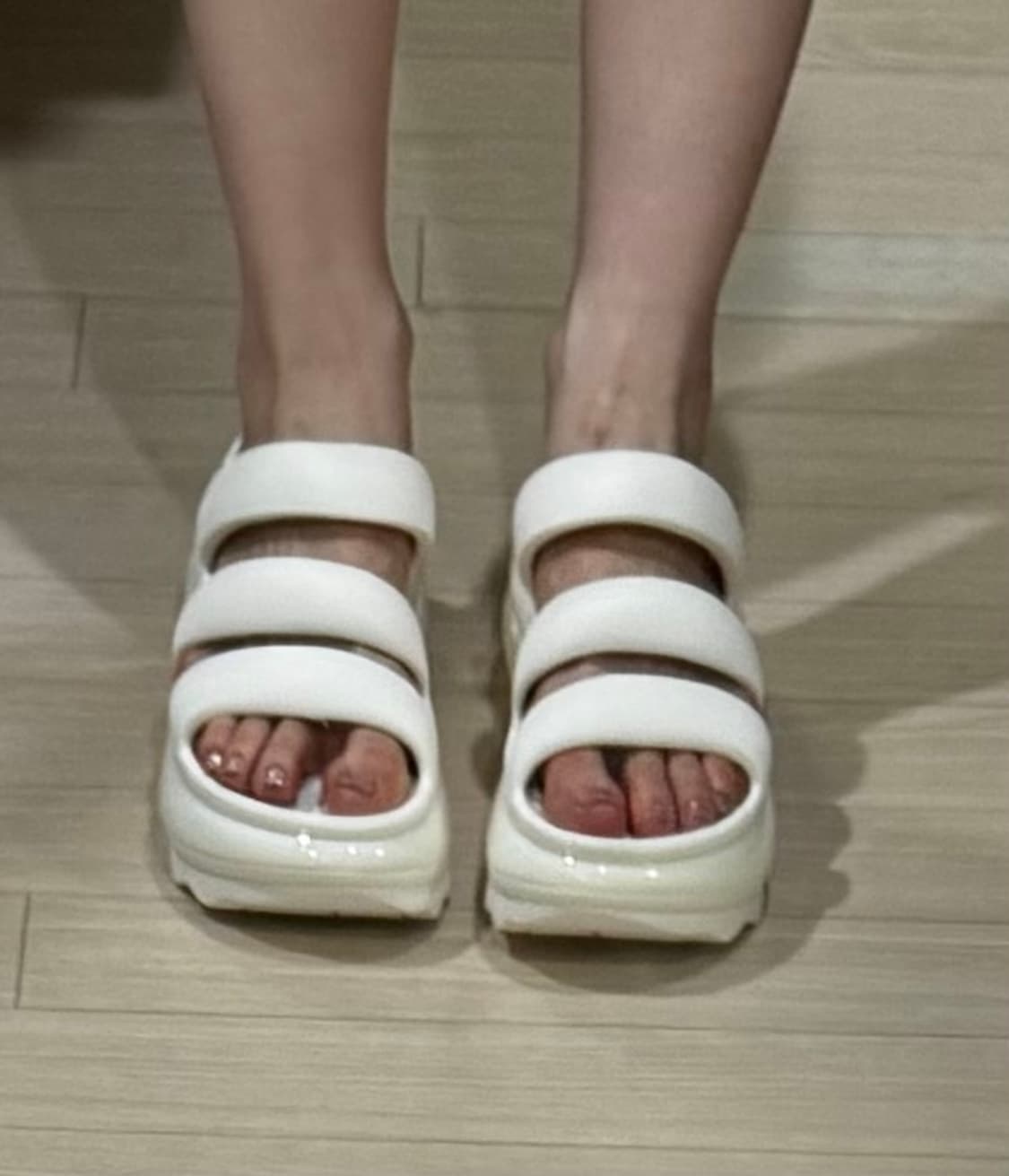 230 새상품 크록스 키높이 플랫폼 5cm앞 7cm뒷굽 슬리퍼 샌들 쪼리 상품이미지1