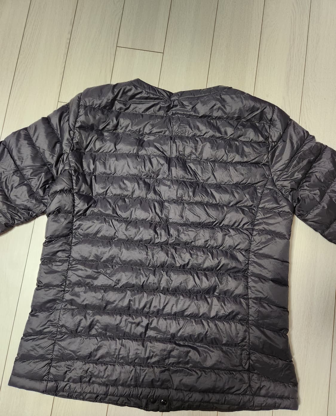 테이트 구스다운 경량 라운드점퍼 사이즈90(s)

구스다운점퍼/남녀공용/ 상품이미지2