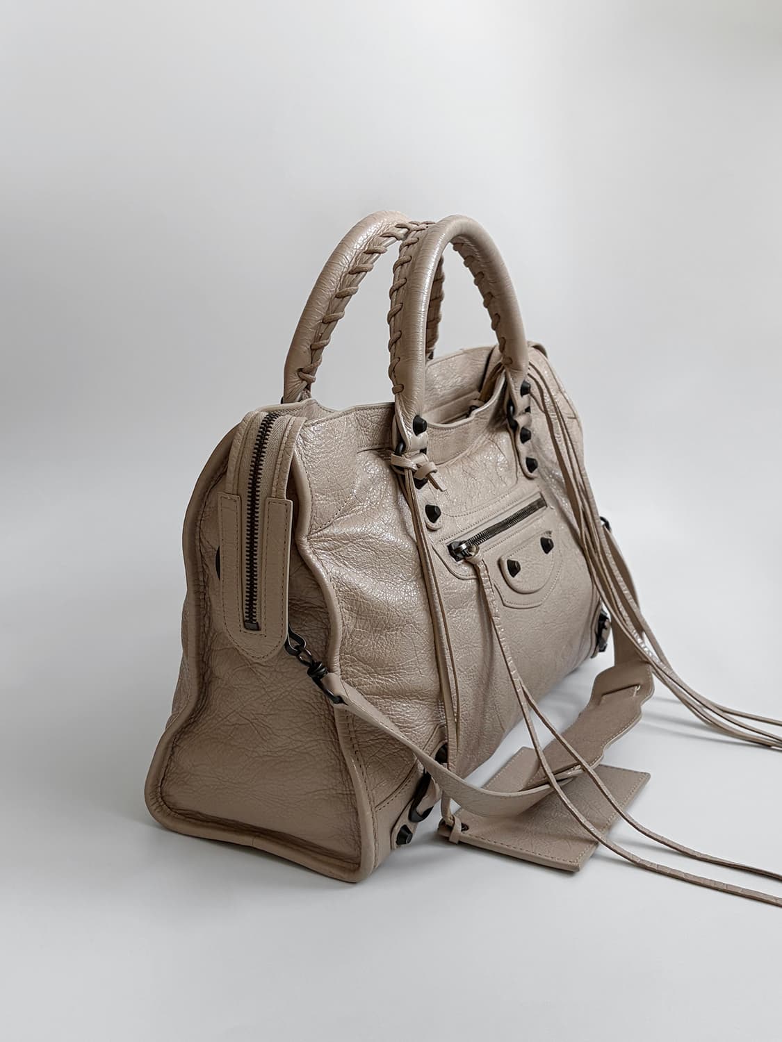 발렌시아가 클래식 시티백 미듐 판매합니다. 상품이미지3