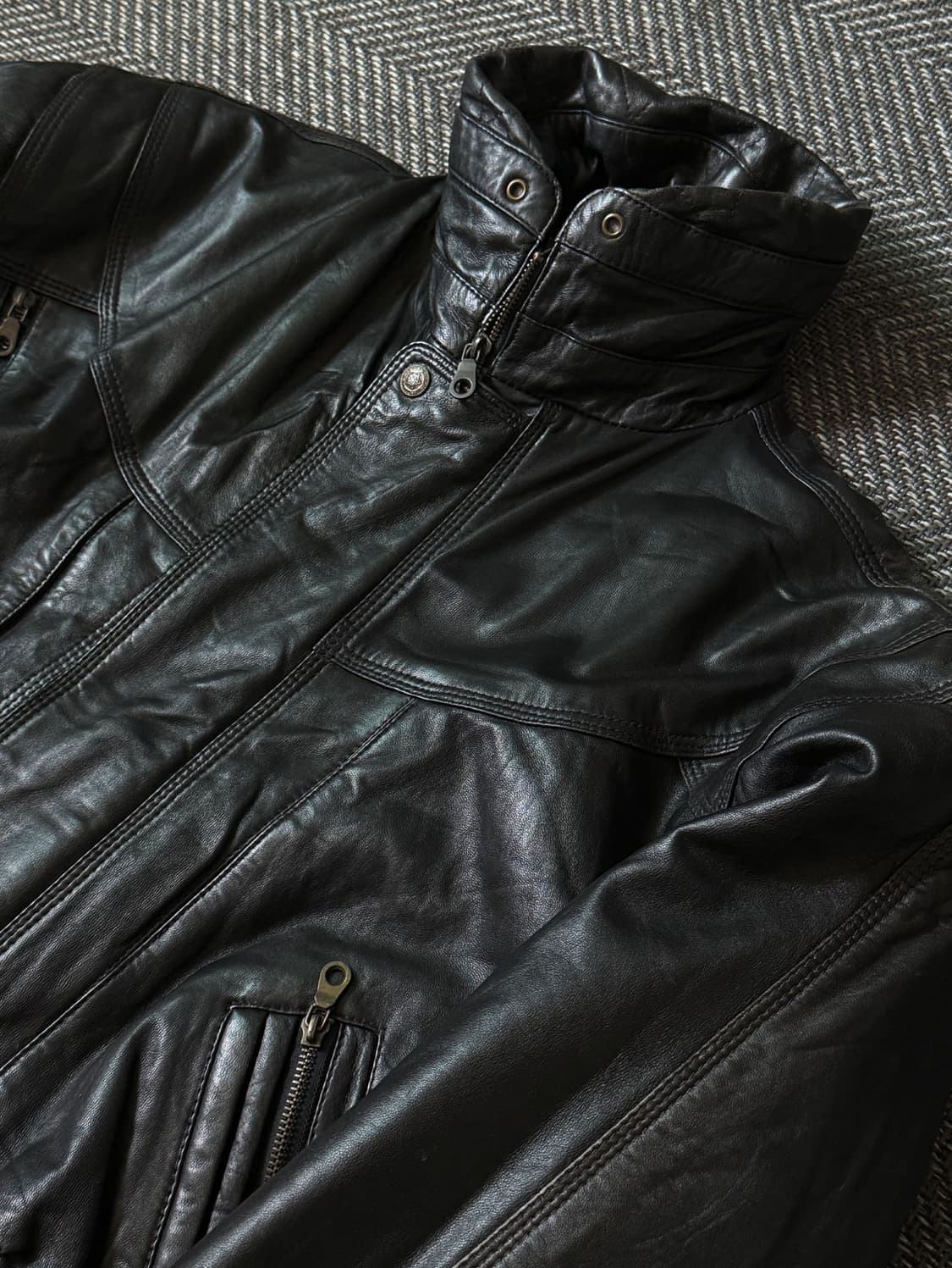 90s 블랙 쉽스킨 레더 모토 봄버 자켓 (105) 상품이미지3