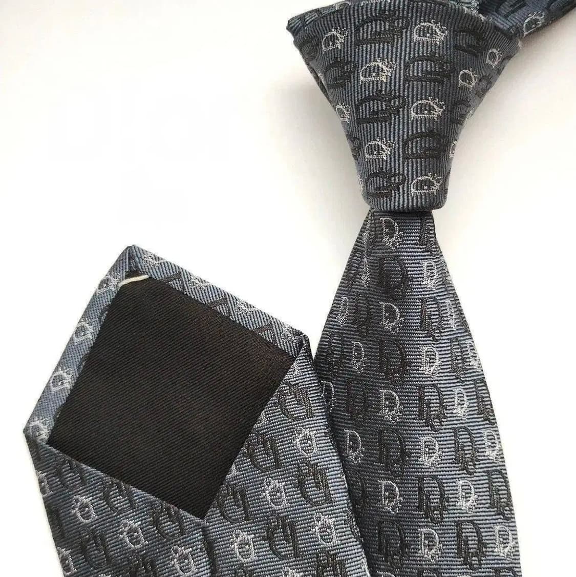 디올옴므 오블리크 실크 자카드 넥타이 상품이미지1