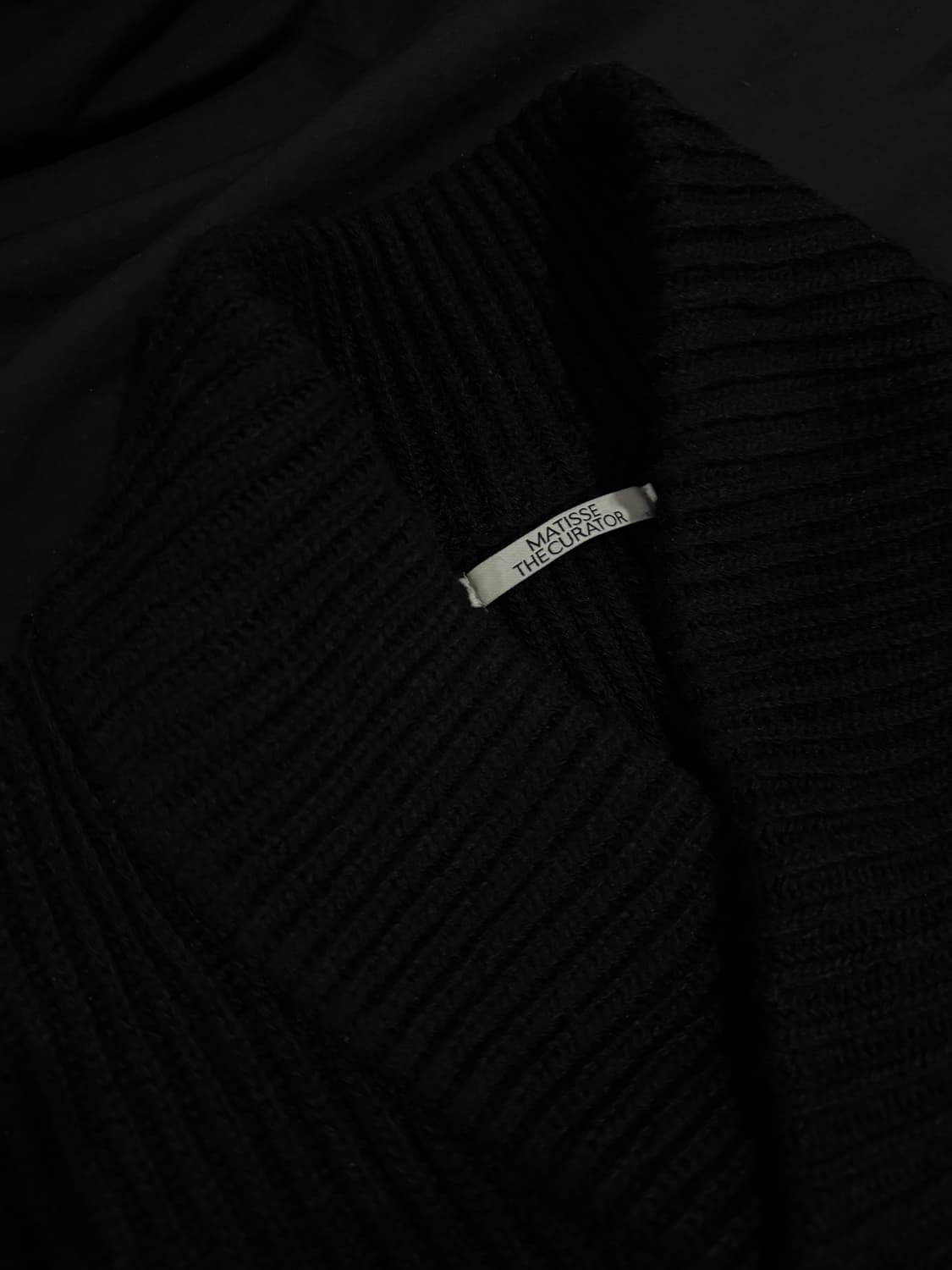 마티스더큐레이터 랩 니트 상품이미지2