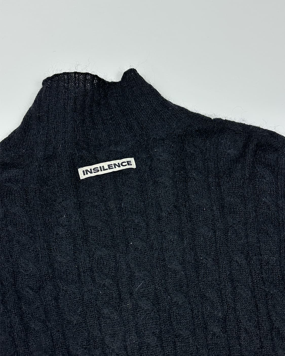 인사일런스 모헤어 니트 집업 상품이미지3