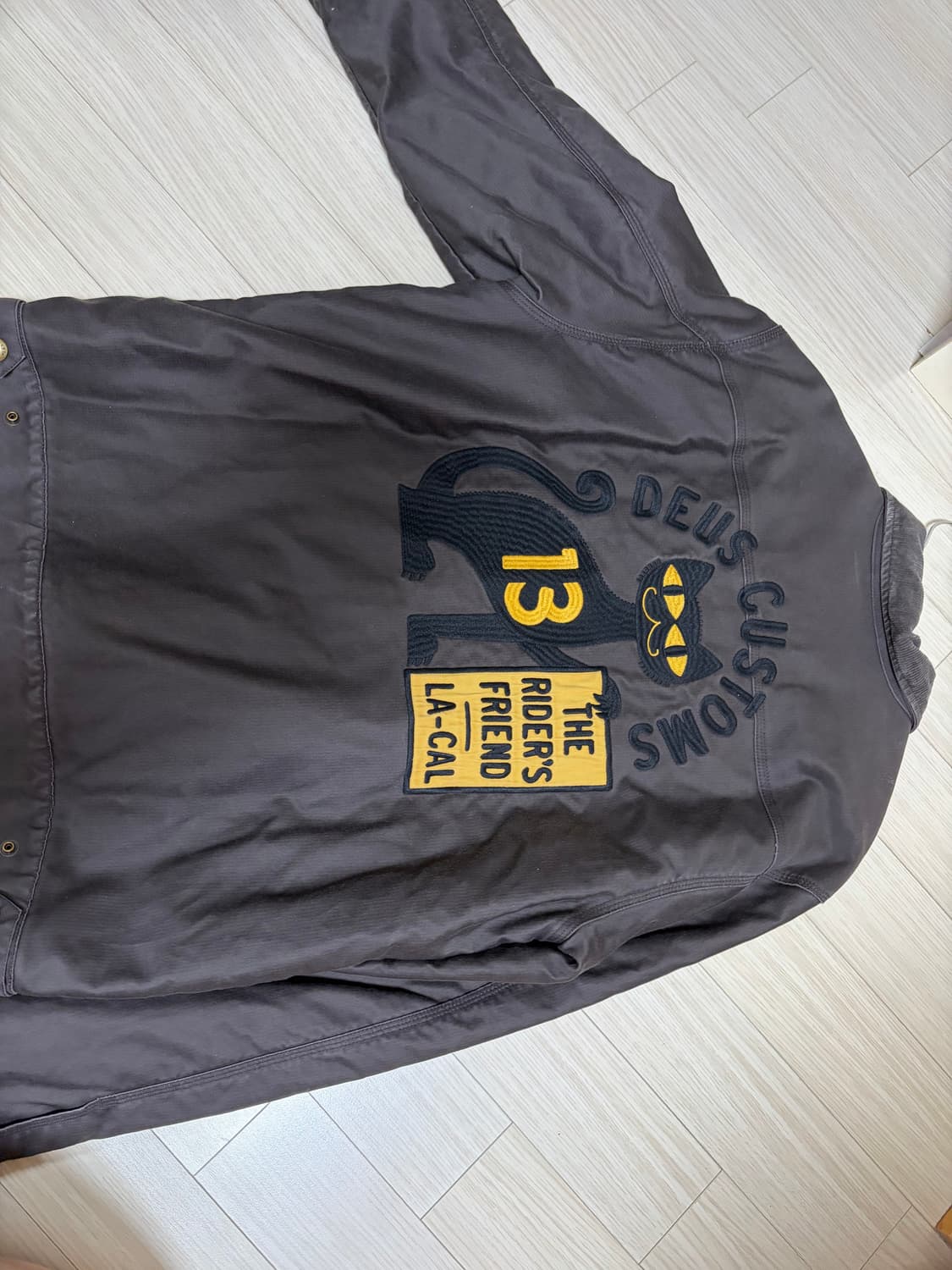 데우스엑스마키나 자켓 상품이미지2