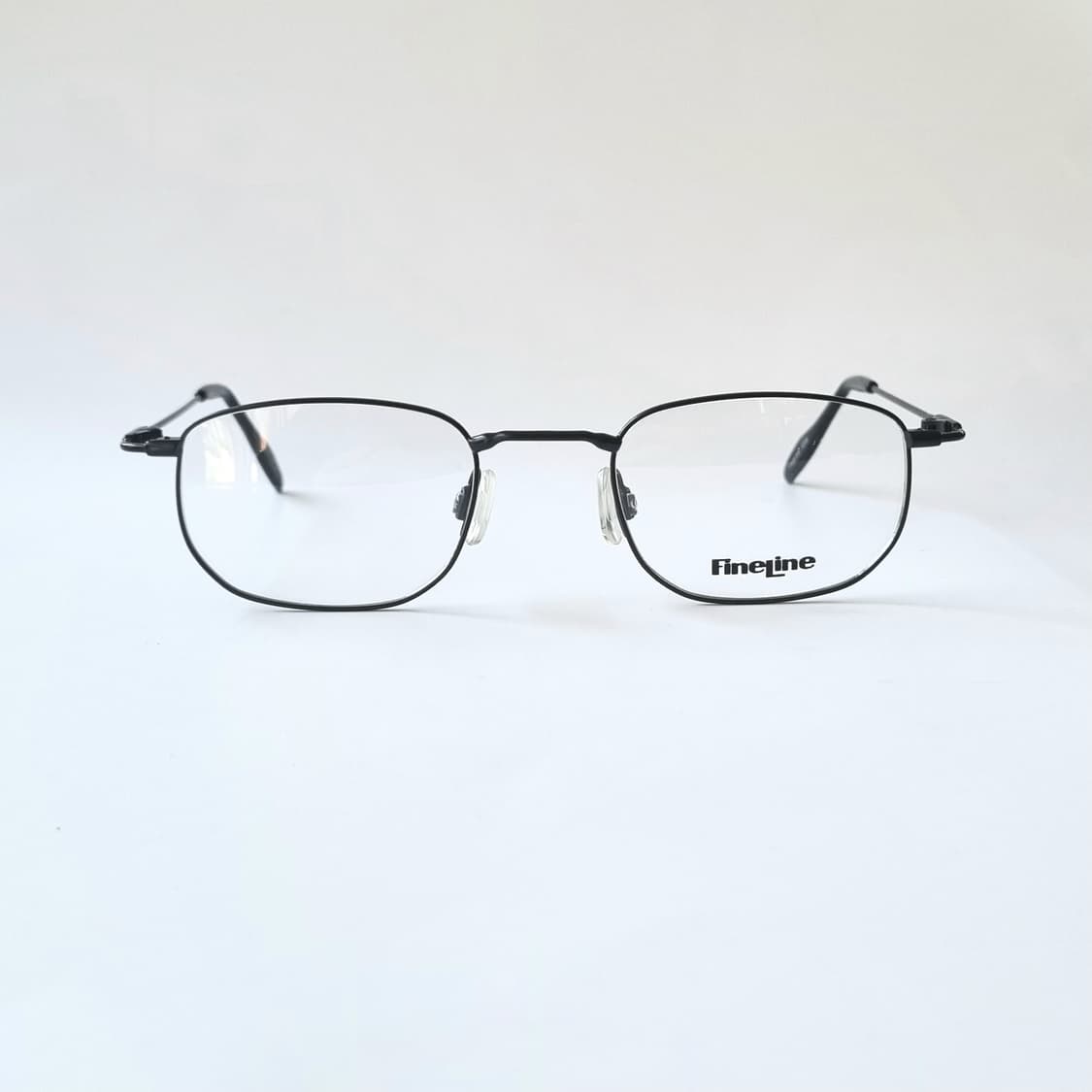 데드스탁 클래식의 정석 스퀘어메탈 안경테 554 상품이미지2