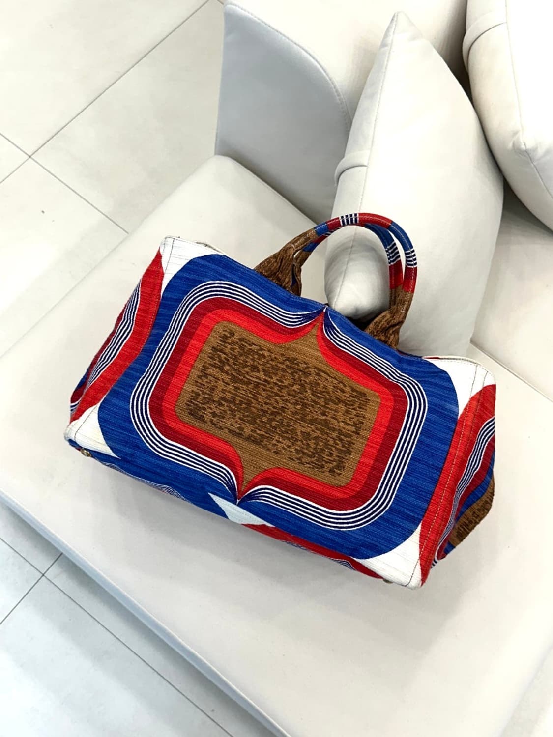 프라다 에스닉 패턴 카나파 토트백 (정품) 상품이미지1