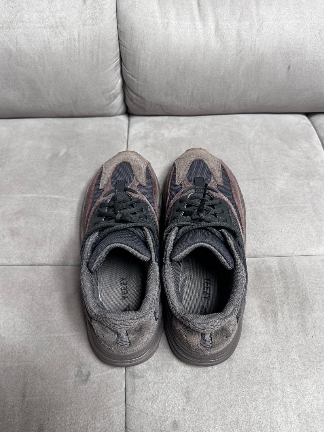 이지부스트 700 모브 275 상품이미지4