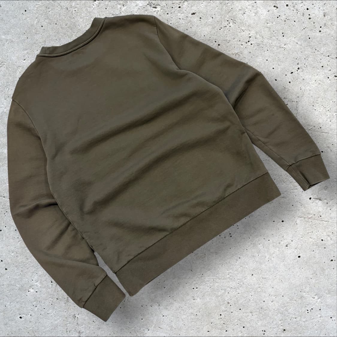 [M] 몽클레어 수입택 로고 맨투맨 카키 C745 상품이미지2