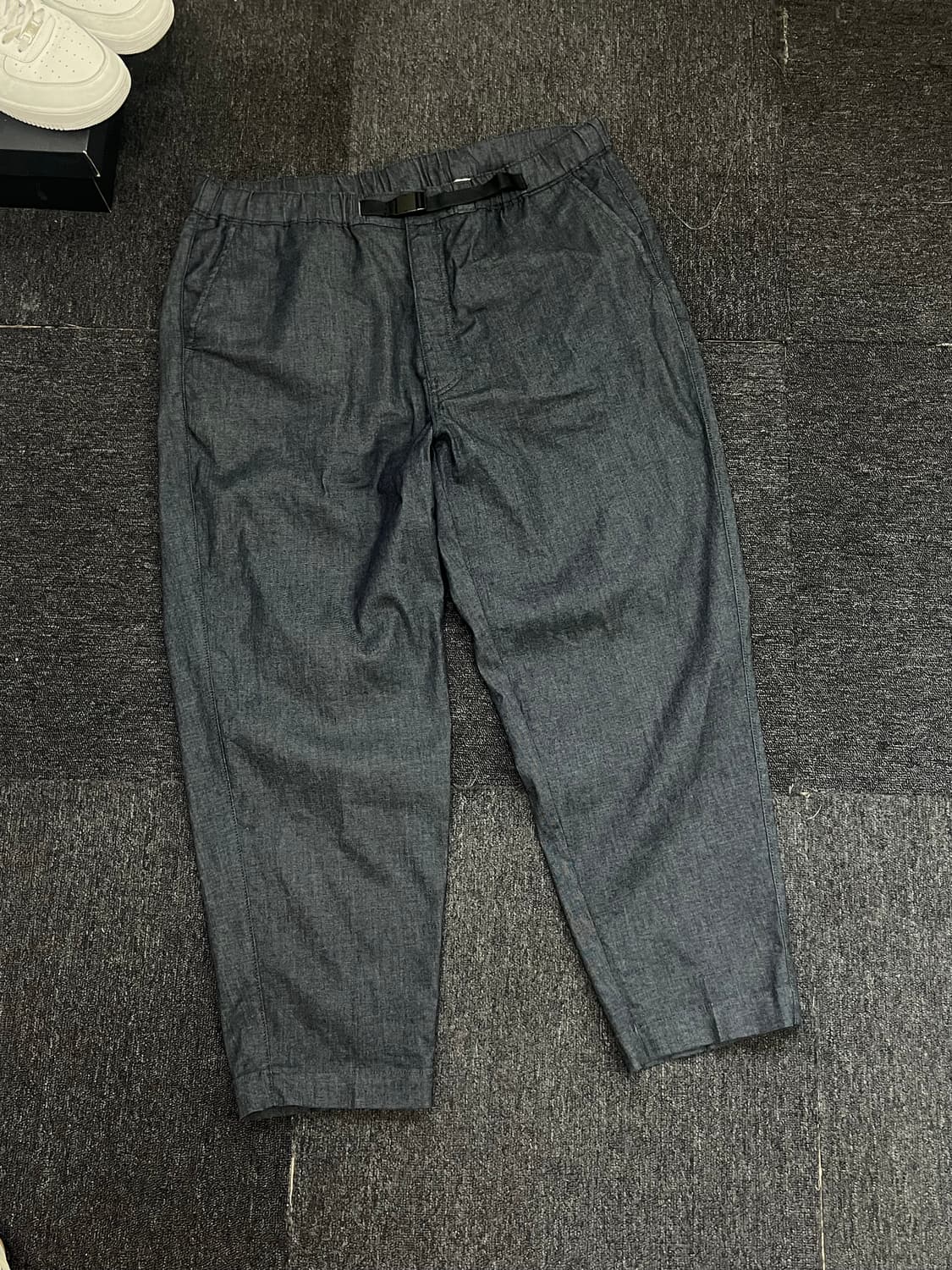 리바이스 풀온 크롭 루즈테이퍼드 팬츠 상품이미지1