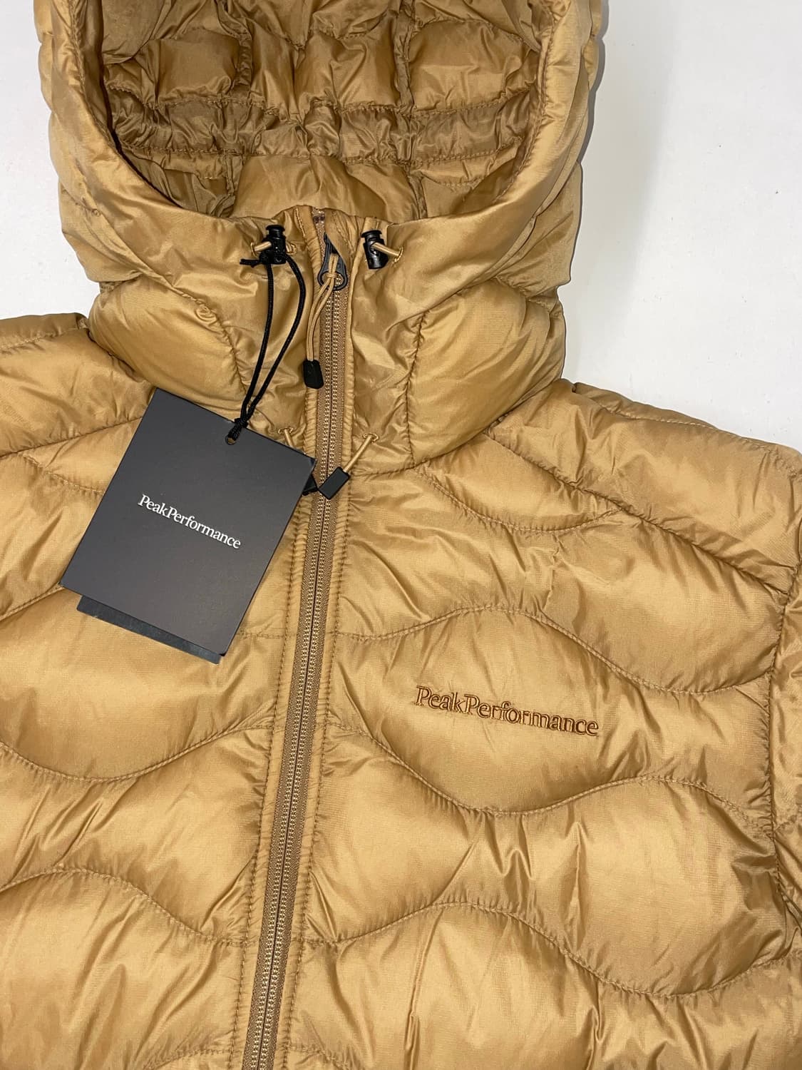 피크퍼포먼스 힐리움 패딩 상품이미지1