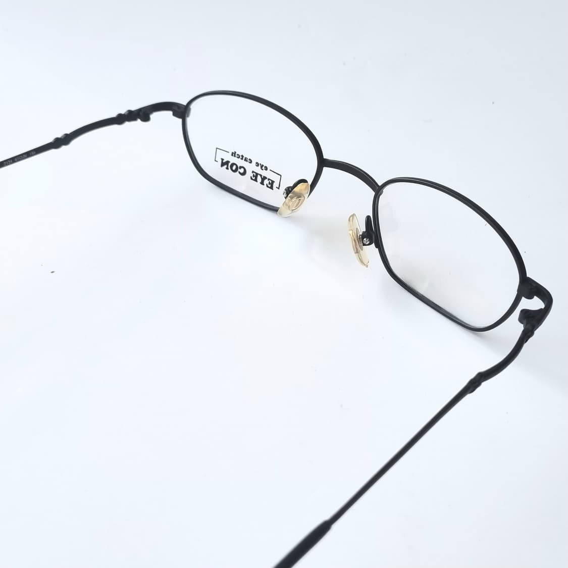 데드스탁 아이콘 남녀공용 매트 블랙 메탈 오벌 안경 75 상품이미지5