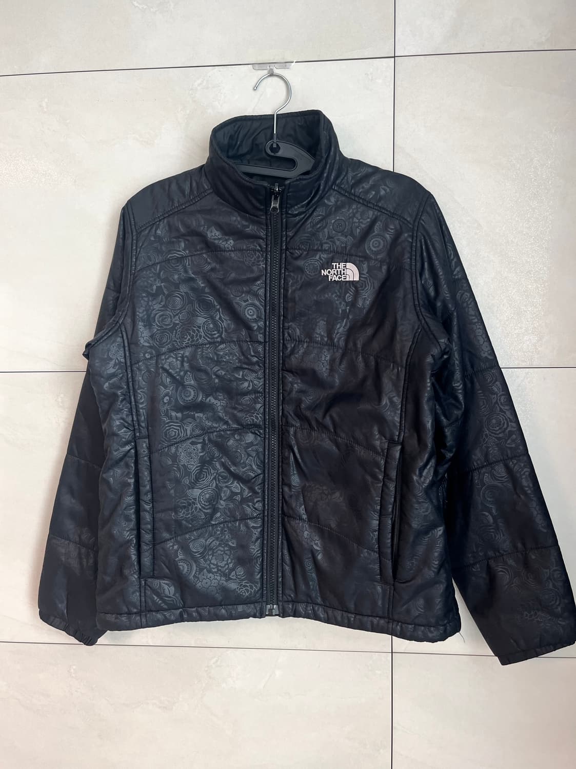 노스페이스 경량 패딩 자켓 블랙 (90)  상품이미지3