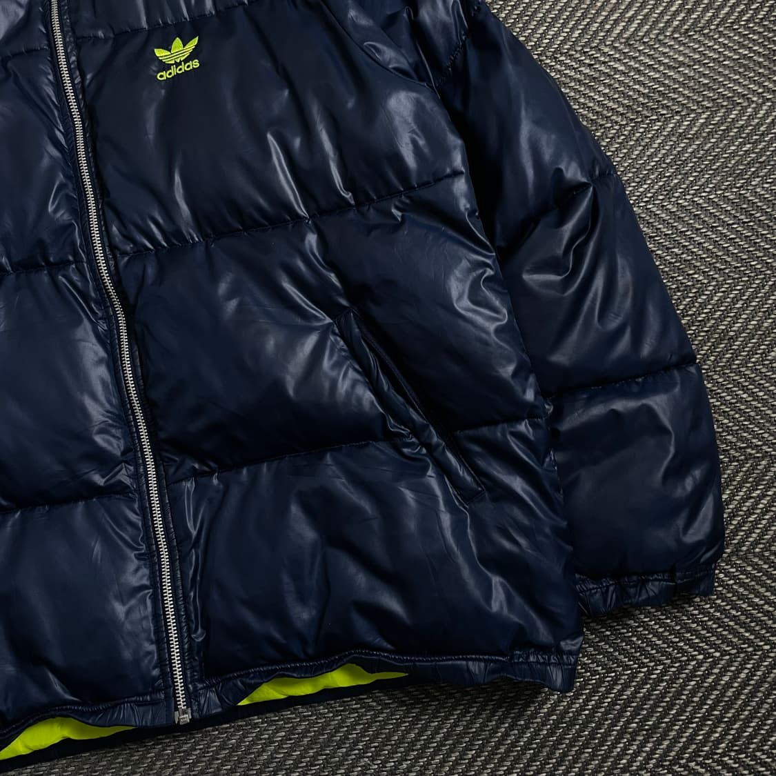 00s 아디다스 네온 자수로고 네이비 패딩 점퍼o 4276 상품이미지2