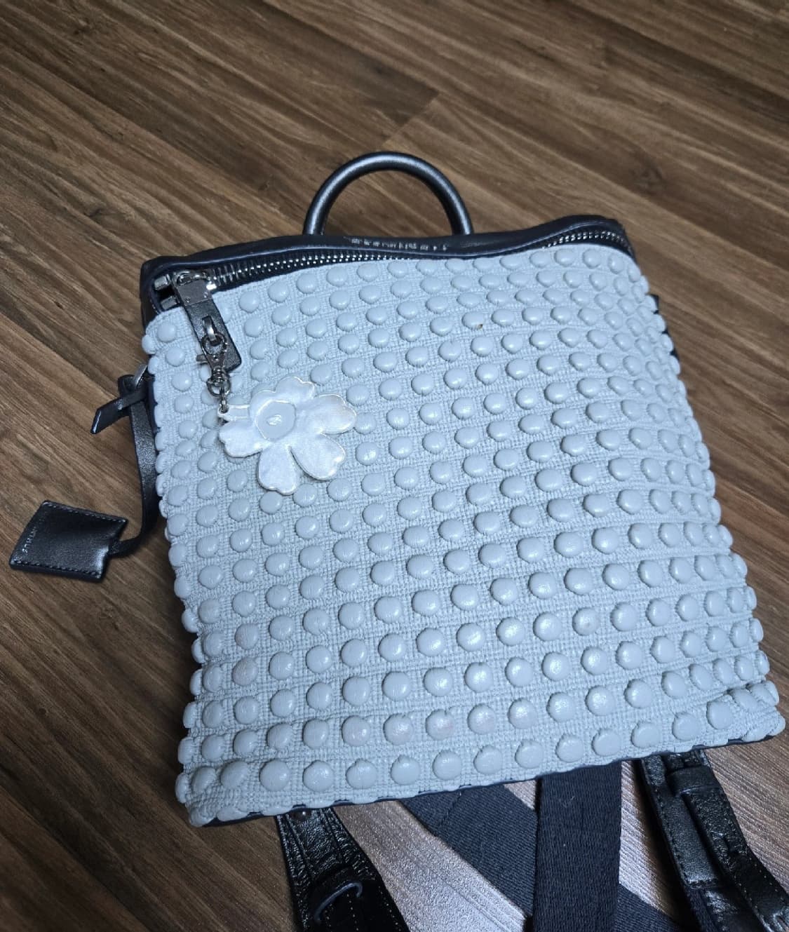 헬리안서스 양가죽 엠보싱 크로스 + 백팩 [정품] 상품이미지5