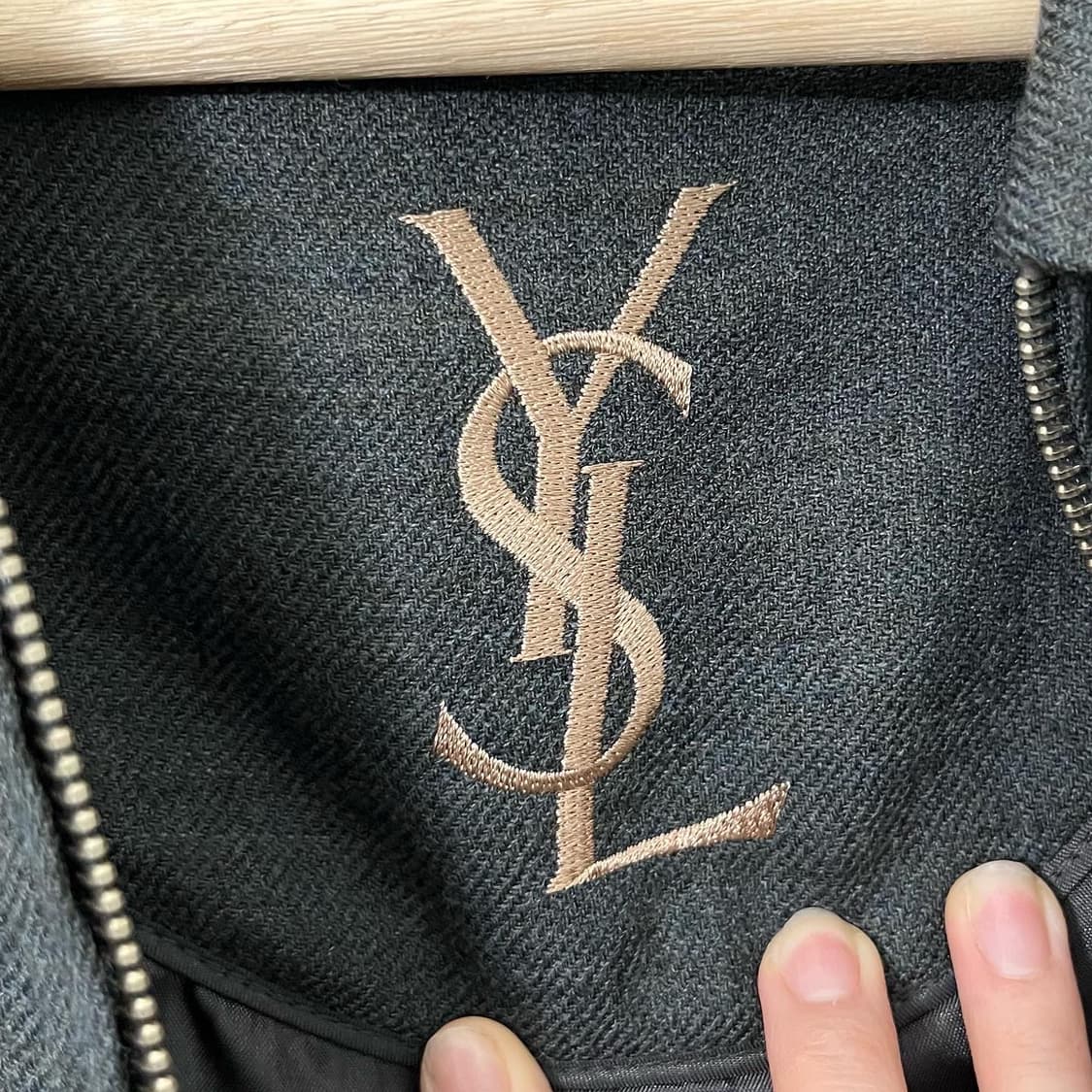 입생로랑 챠콜 스몰로고 카라 집업 자켓 상품이미지6