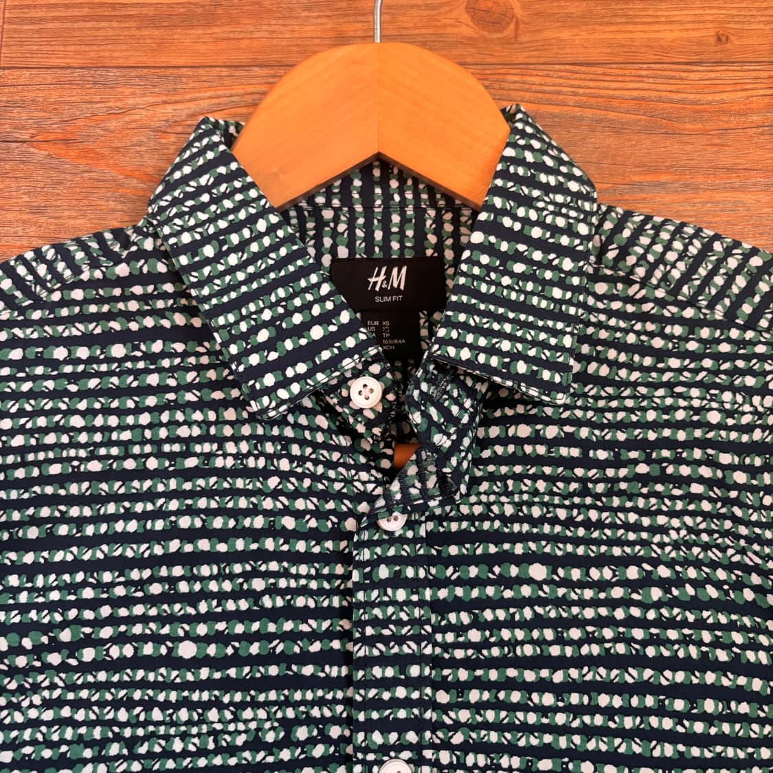 H&M 슬림핏 XS 슬렌더 셔츠 화려한 패턴 HM 상품이미지2