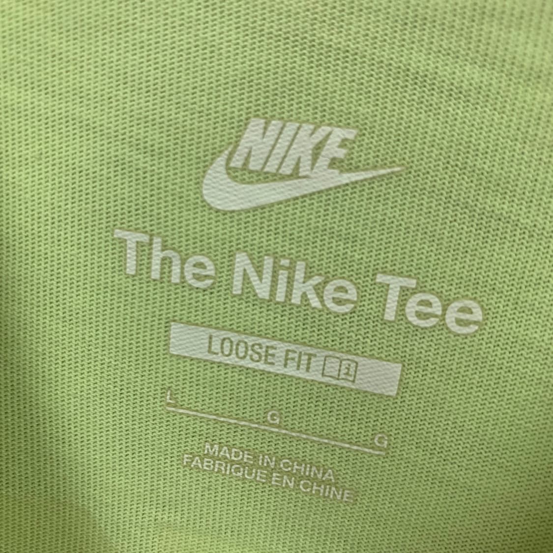L 나이키 월드투어 루즈핏 프린팅 형광 반팔티 상품이미지7