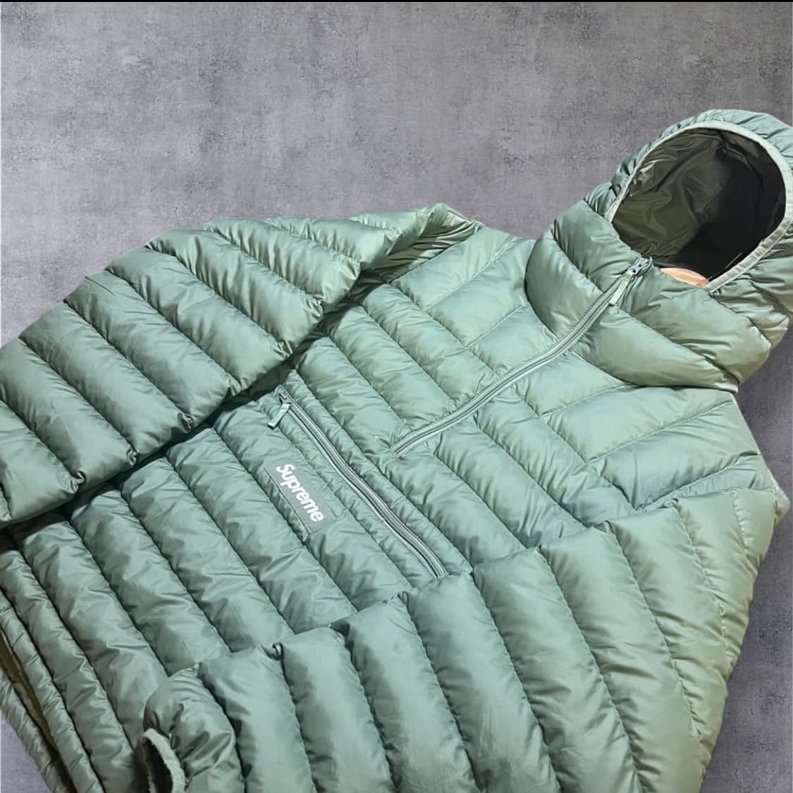 [L] 슈프림 마이크로 다운 하프 풀오버 경량패딩 올리브 상품이미지2
