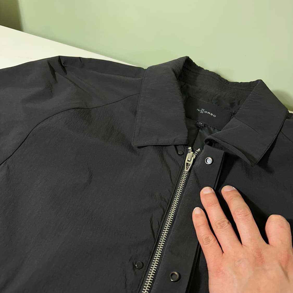 M 95 일꼬르소 블랙 간절기용 나일론 트렌치코트 상품이미지4